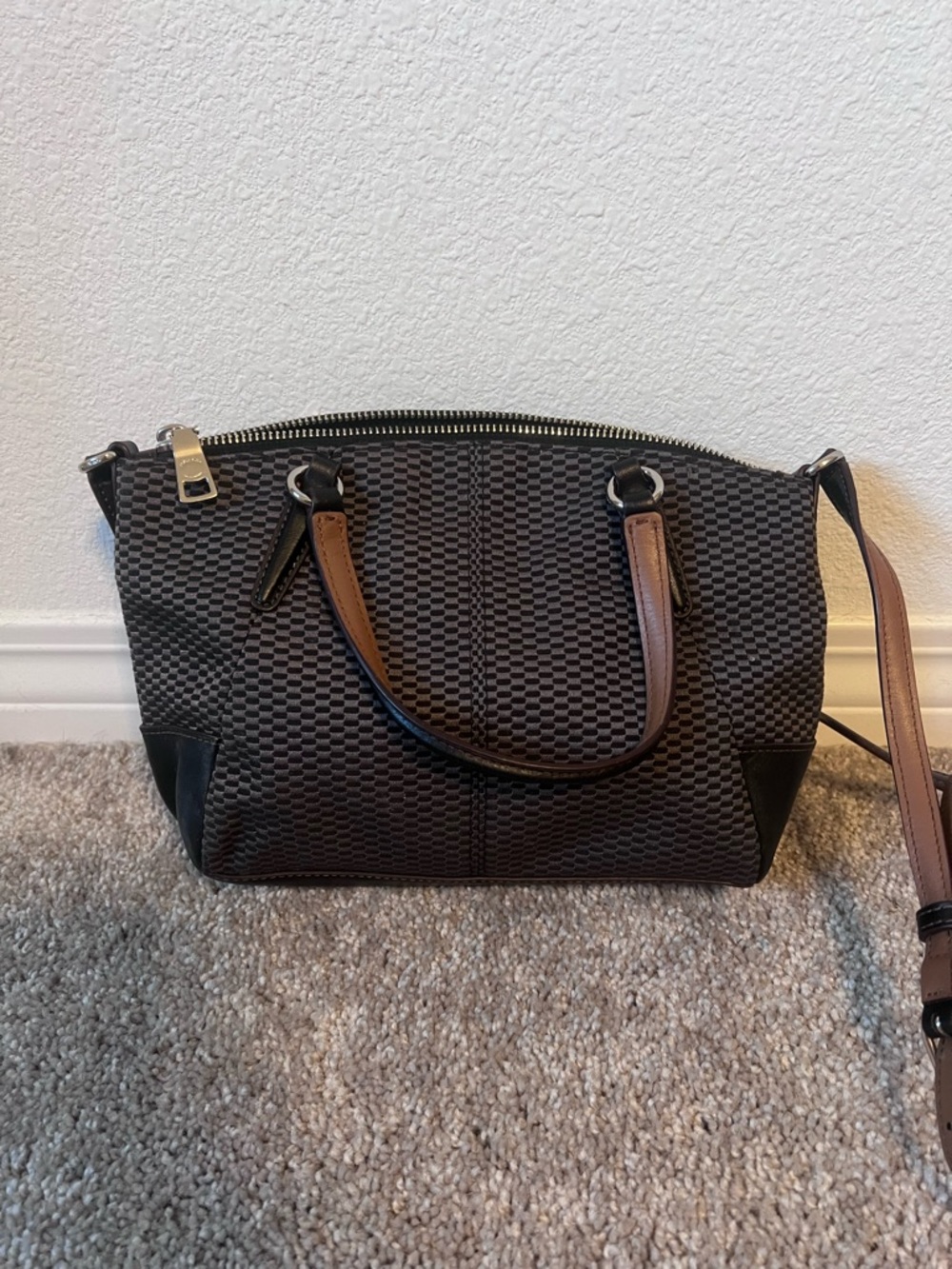 Coach Kelsey Small Satchel - Picture 2 of 5